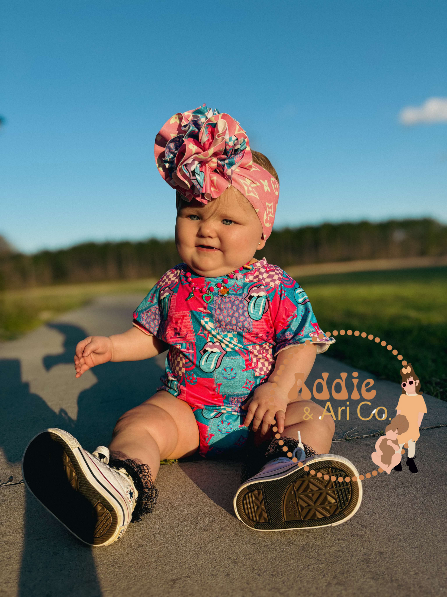 T-shirt romper (mystery print)