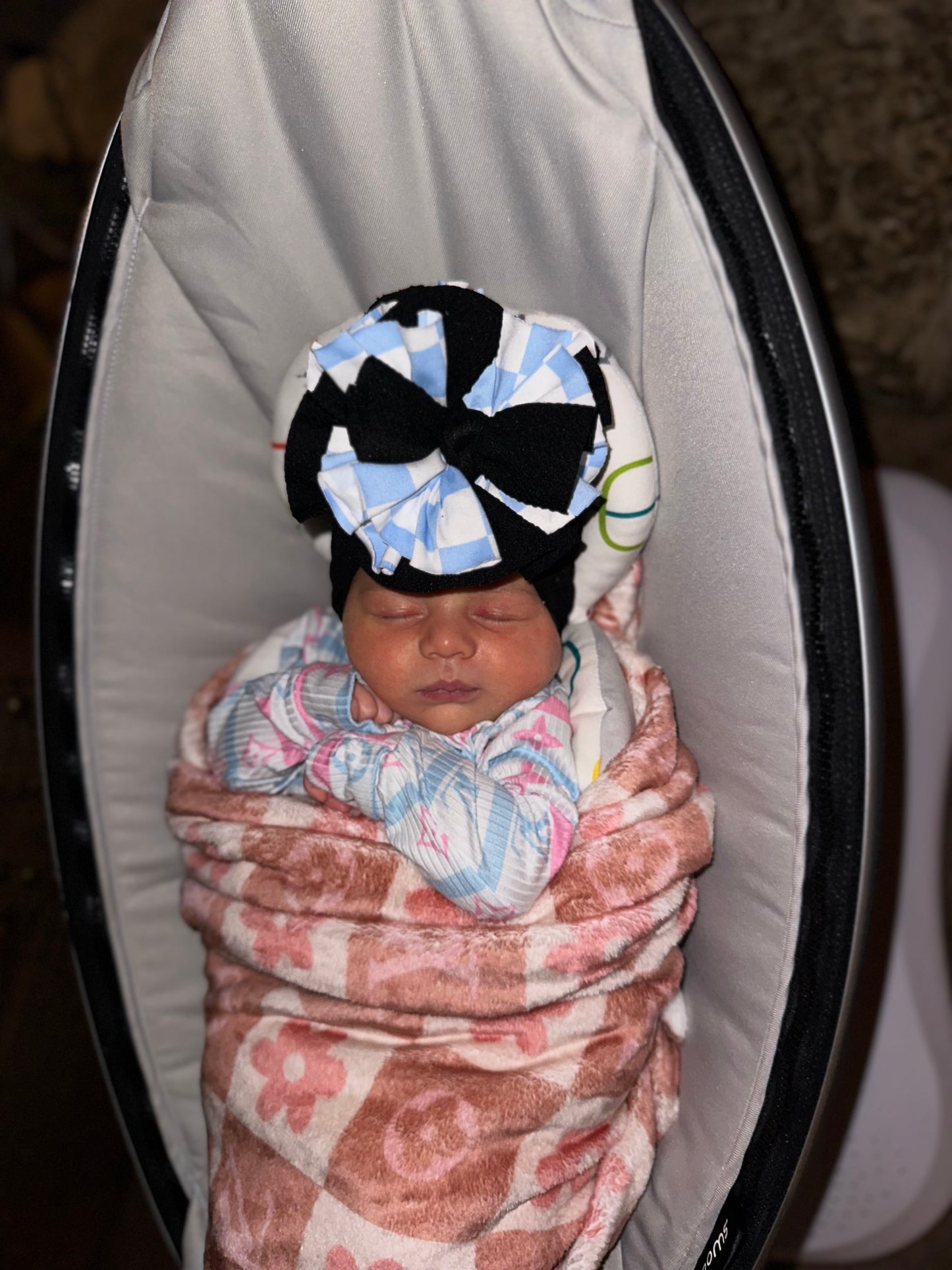 Fleece minky baby blanket (beige stripes)
