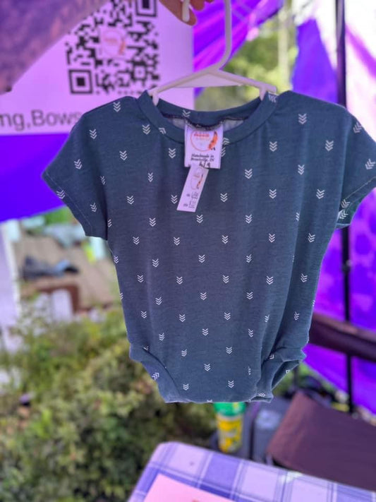 6/9M T-Shirt Romper