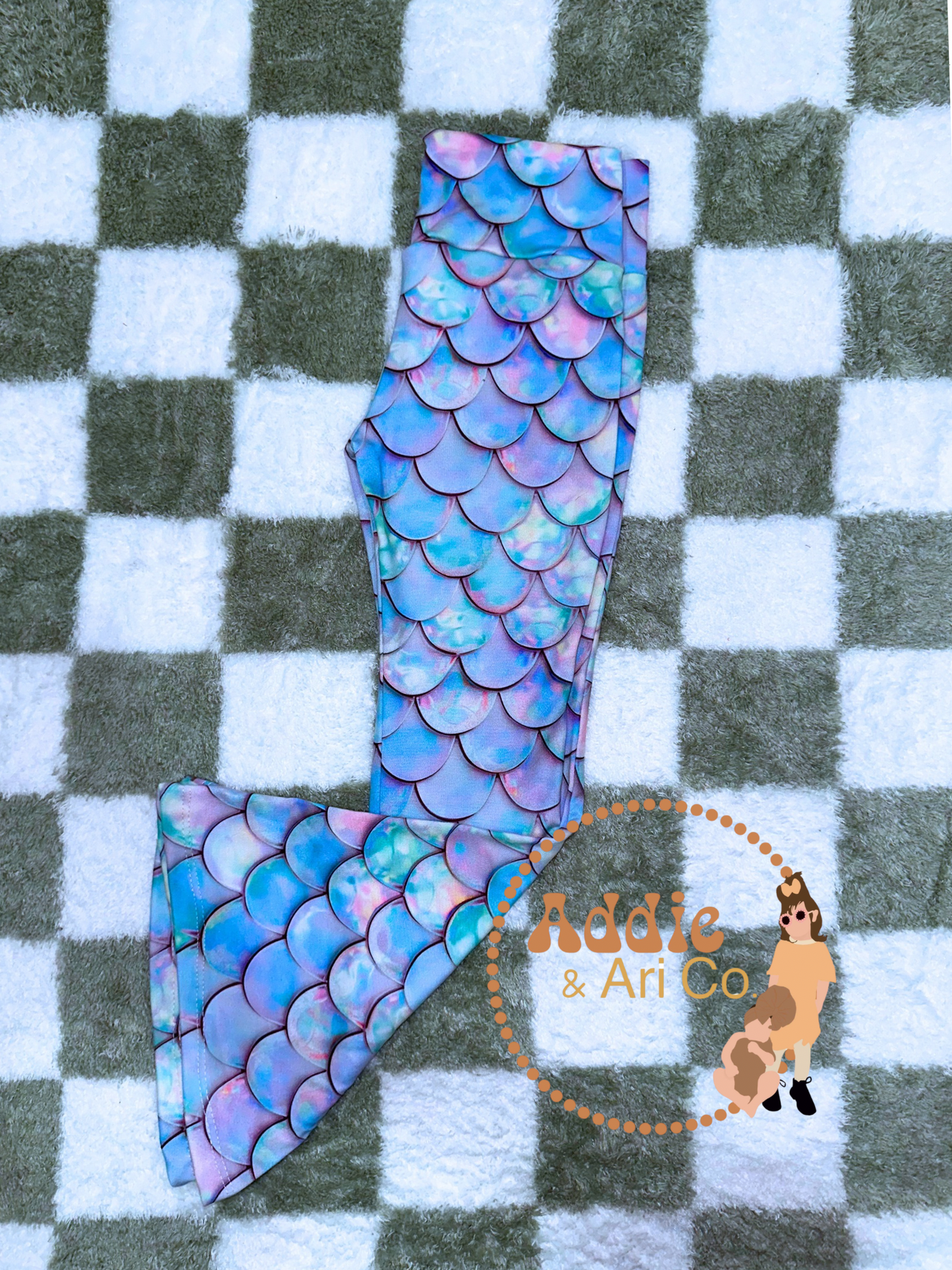 4T - Mermaid Flares